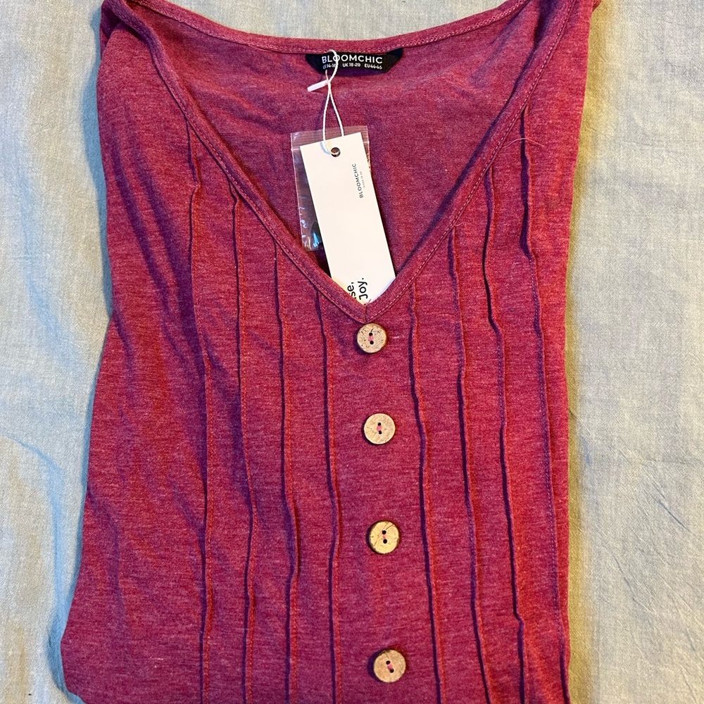 BloomChic Raspberry Top with Button Detail - Picture 5 of 5
